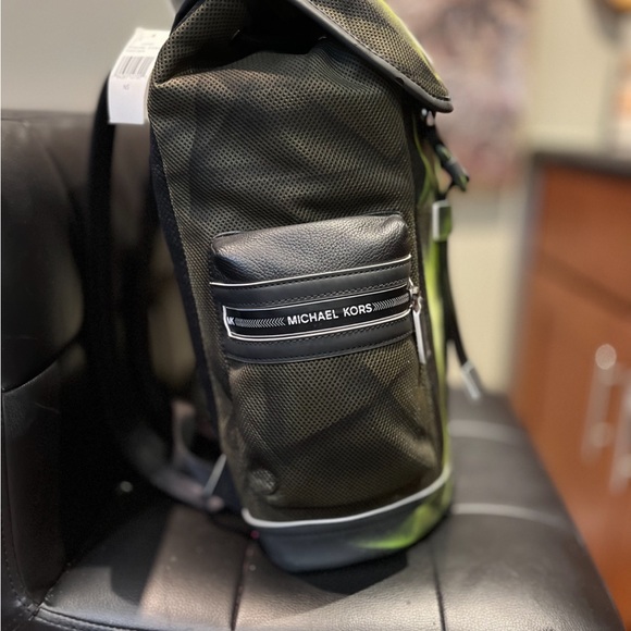 NWT LTD ED MICHAEL KORS AUTH COOPER POCKET MEN BACKPACK OLIVE BLACK SIGNED CERT - Picture 7 of 12